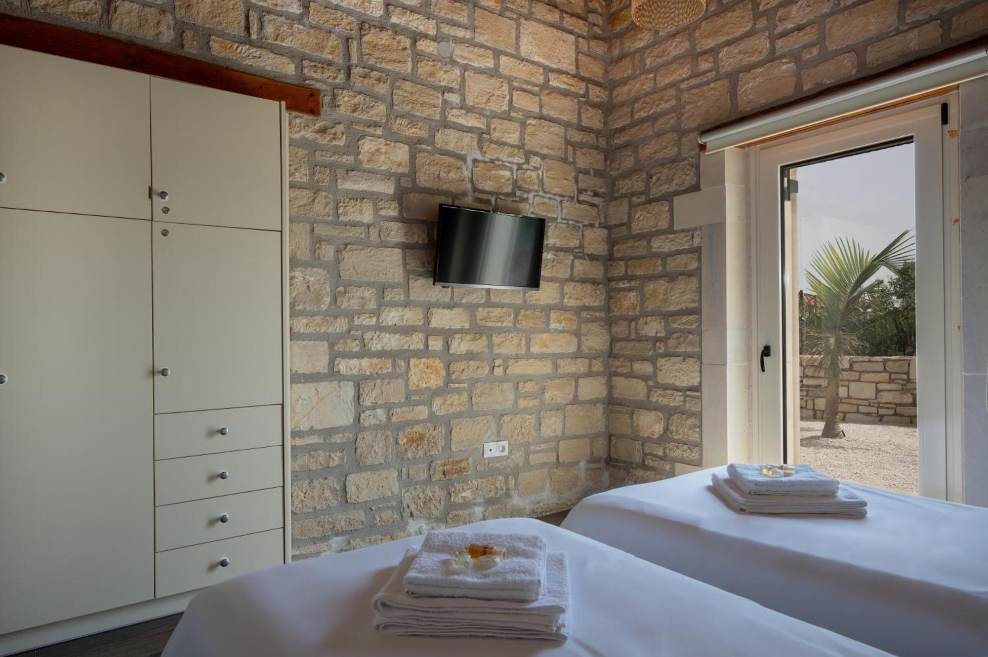 Villa Vasiliki Private Pool Erfoi ภายนอก รูปภาพ
